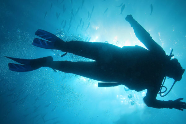 Deep diving scuba certification
